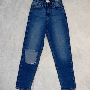 Cello Mom Jeans, SIZE 3, from a small boutique